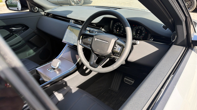 Land Rover Range Rover Evoque 1.5 P270e Edition 5dr Auto Hatchback - Image 27